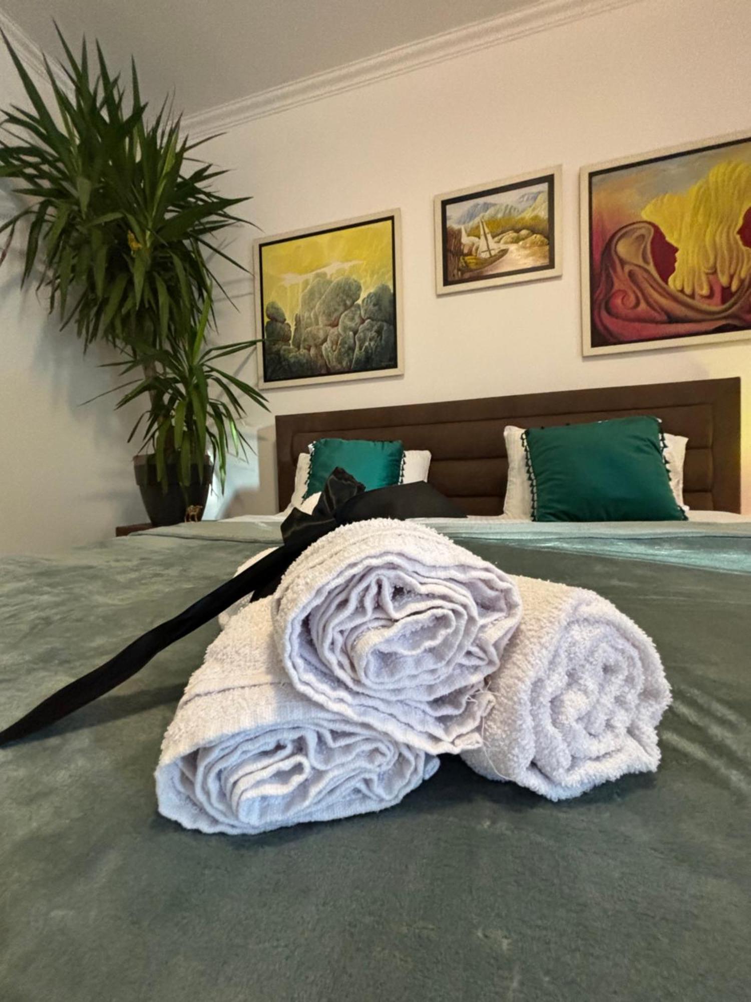 Stylish King Downtown Apartment Podgorica Luaran gambar